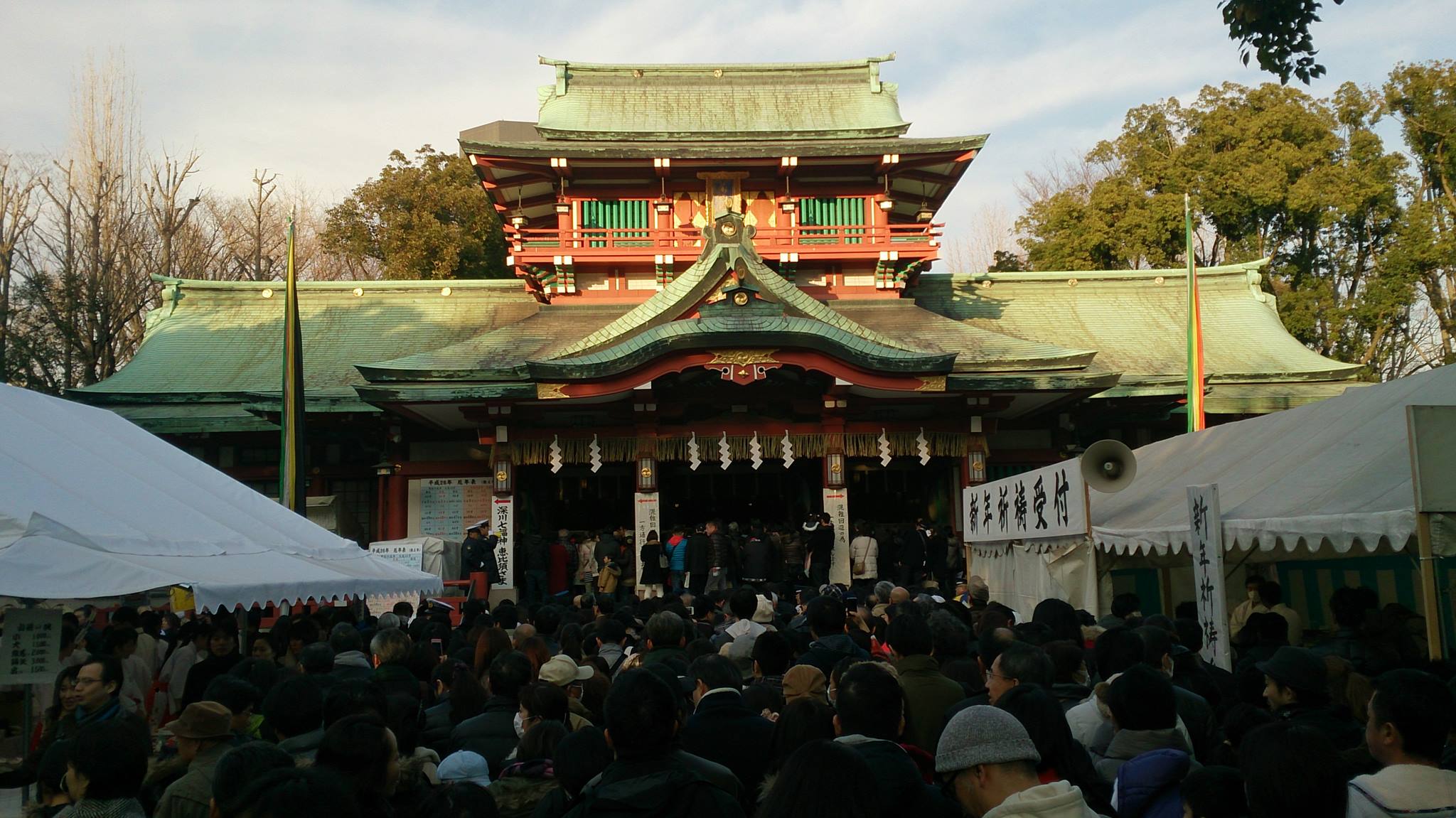 富岡八幡宮　初詣　混雑